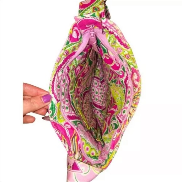 Like New Vera Bradley Crossbody Purse; Pinwheel Pink Pattern - Picture 8 of 8